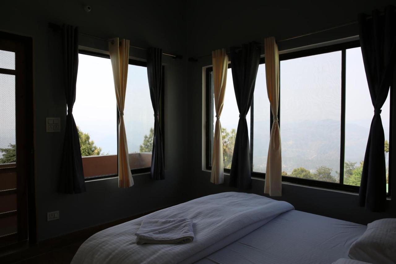 The Buransh Inn Almora Eksteriør bilde