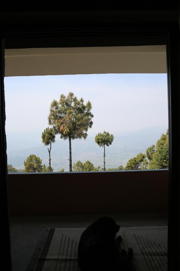 The Buransh Inn Almora Eksteriør bilde