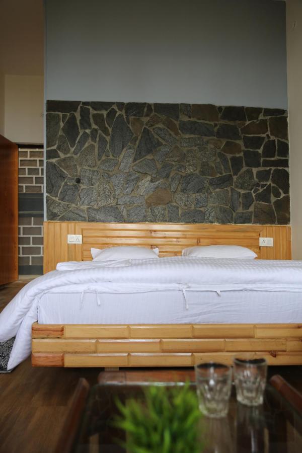 The Buransh Inn Almora Eksteriør bilde