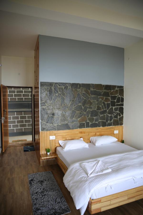 The Buransh Inn Almora Eksteriør bilde