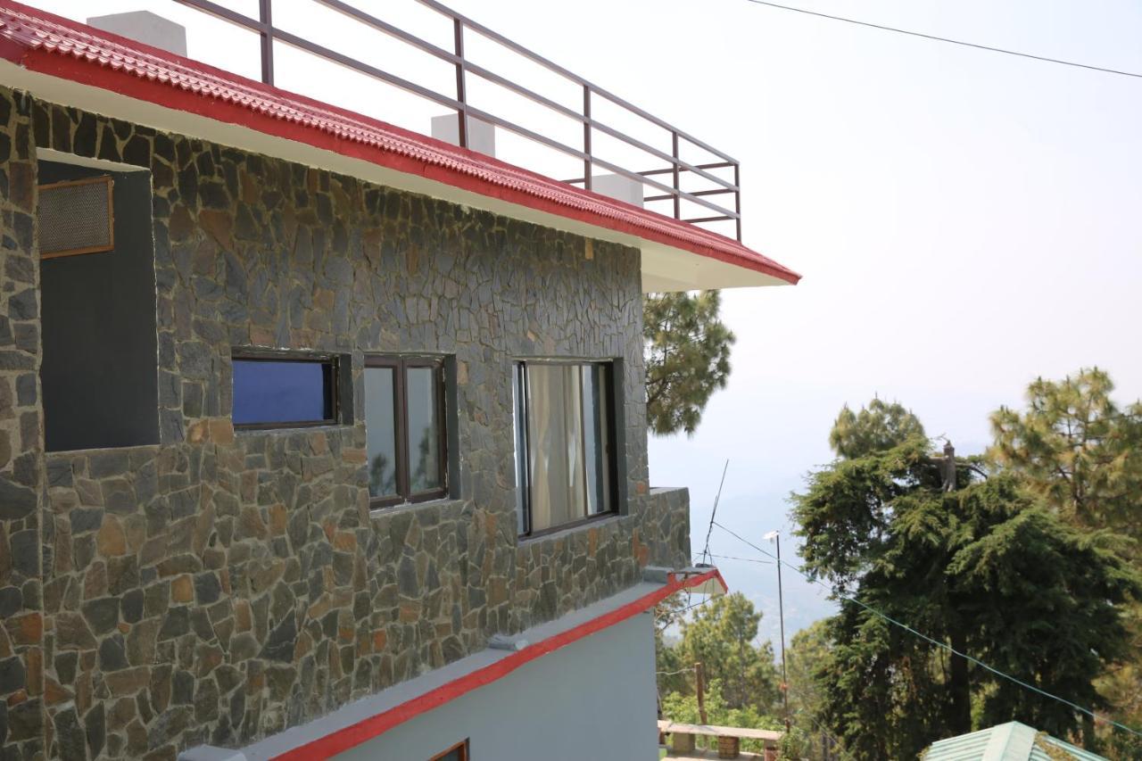 The Buransh Inn Almora Eksteriør bilde