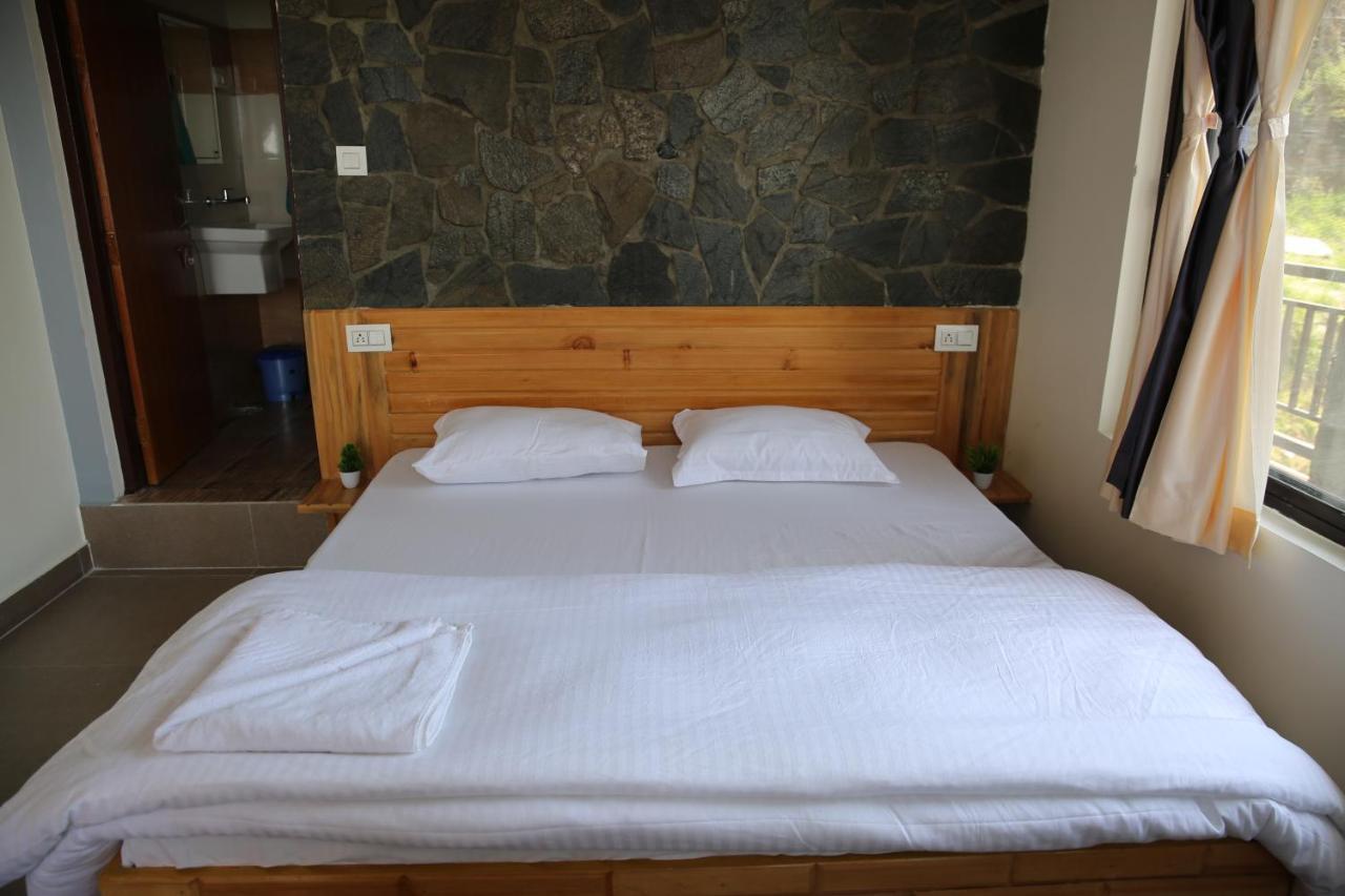 The Buransh Inn Almora Eksteriør bilde