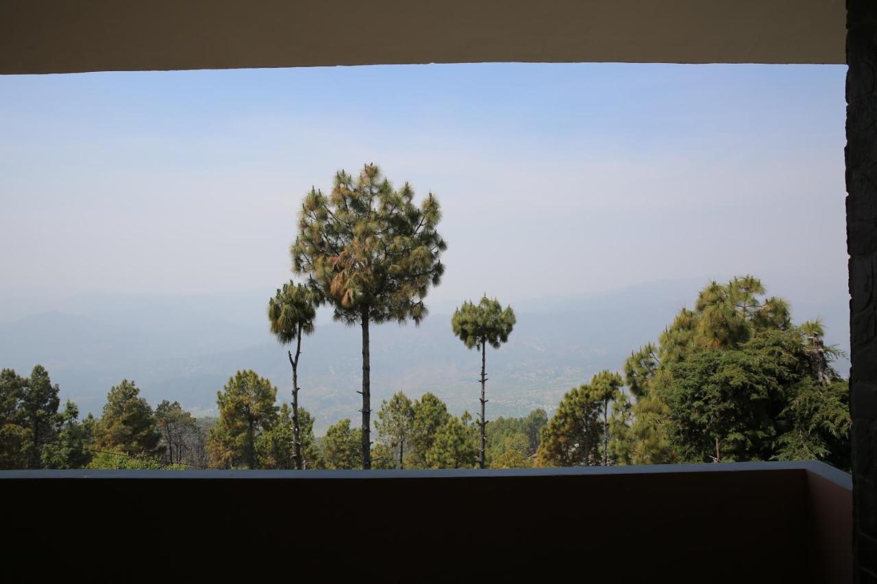 The Buransh Inn Almora Eksteriør bilde