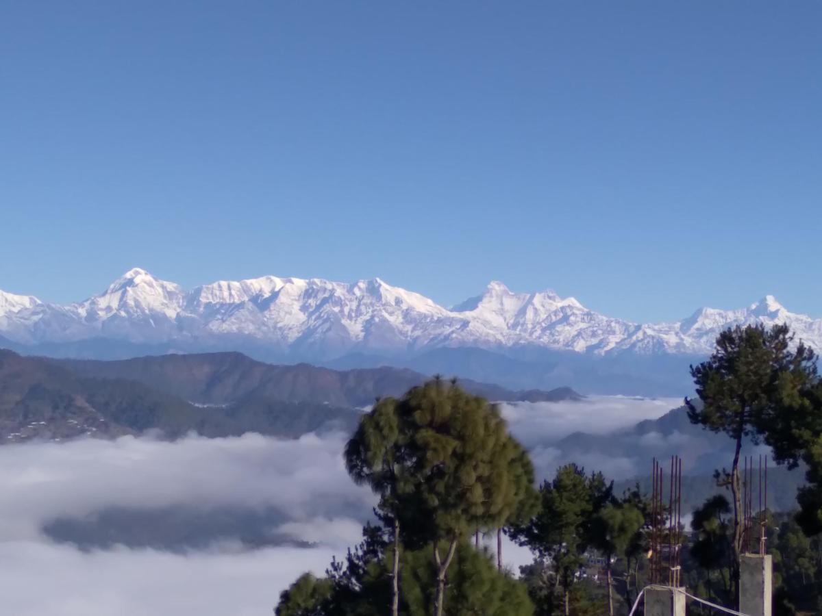 The Buransh Inn Almora Eksteriør bilde
